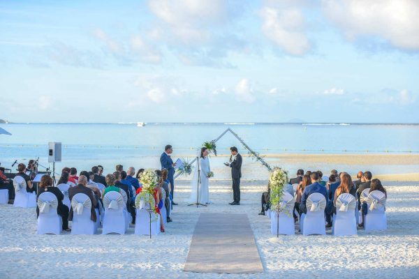 Wedding on the beach in Mauritius 