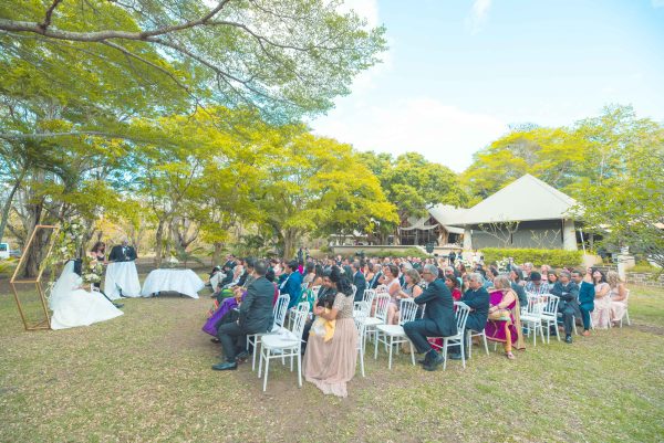 Wedding ceremony in nature in Mauritius 